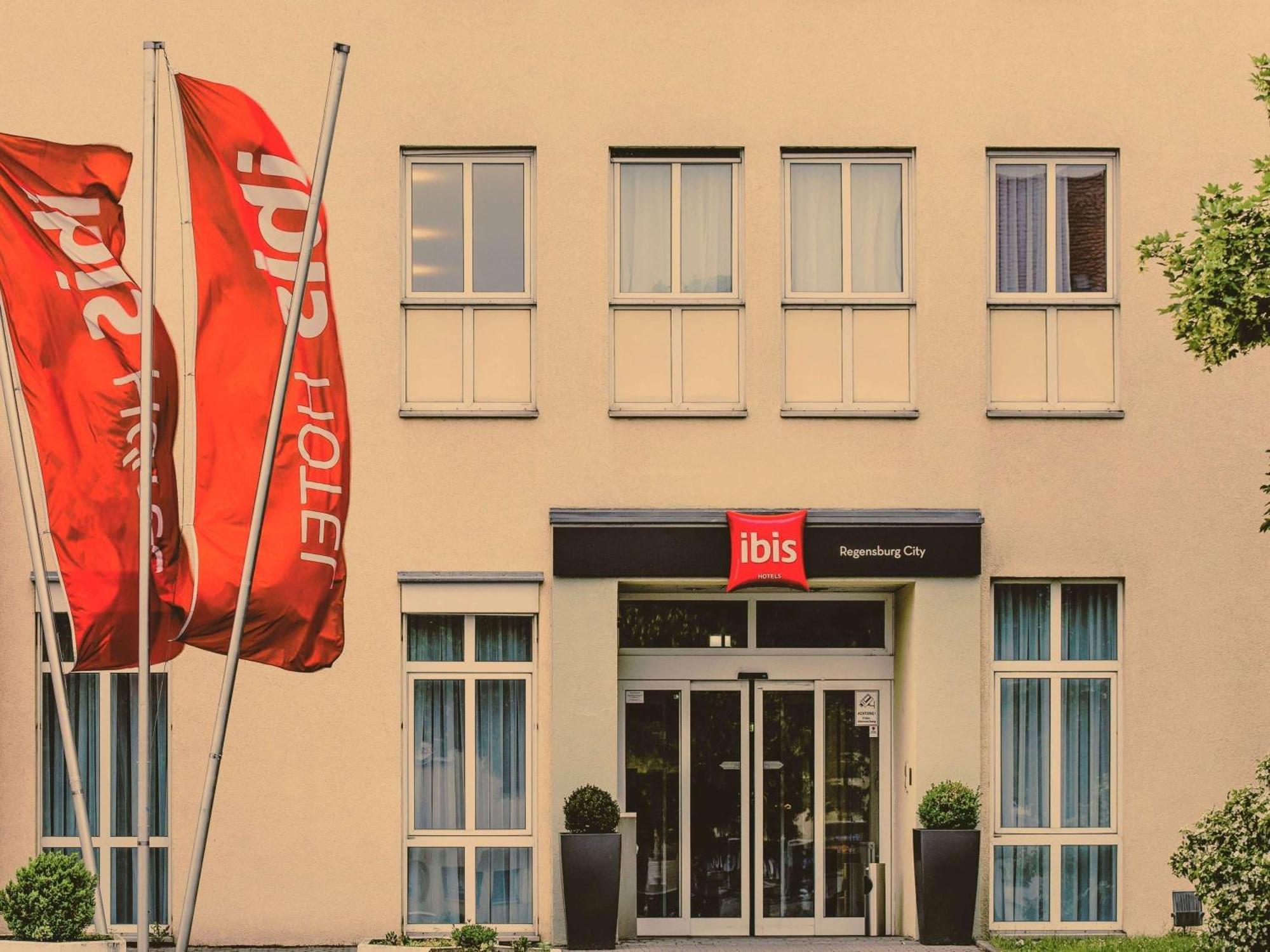 Отель Ibis 2*