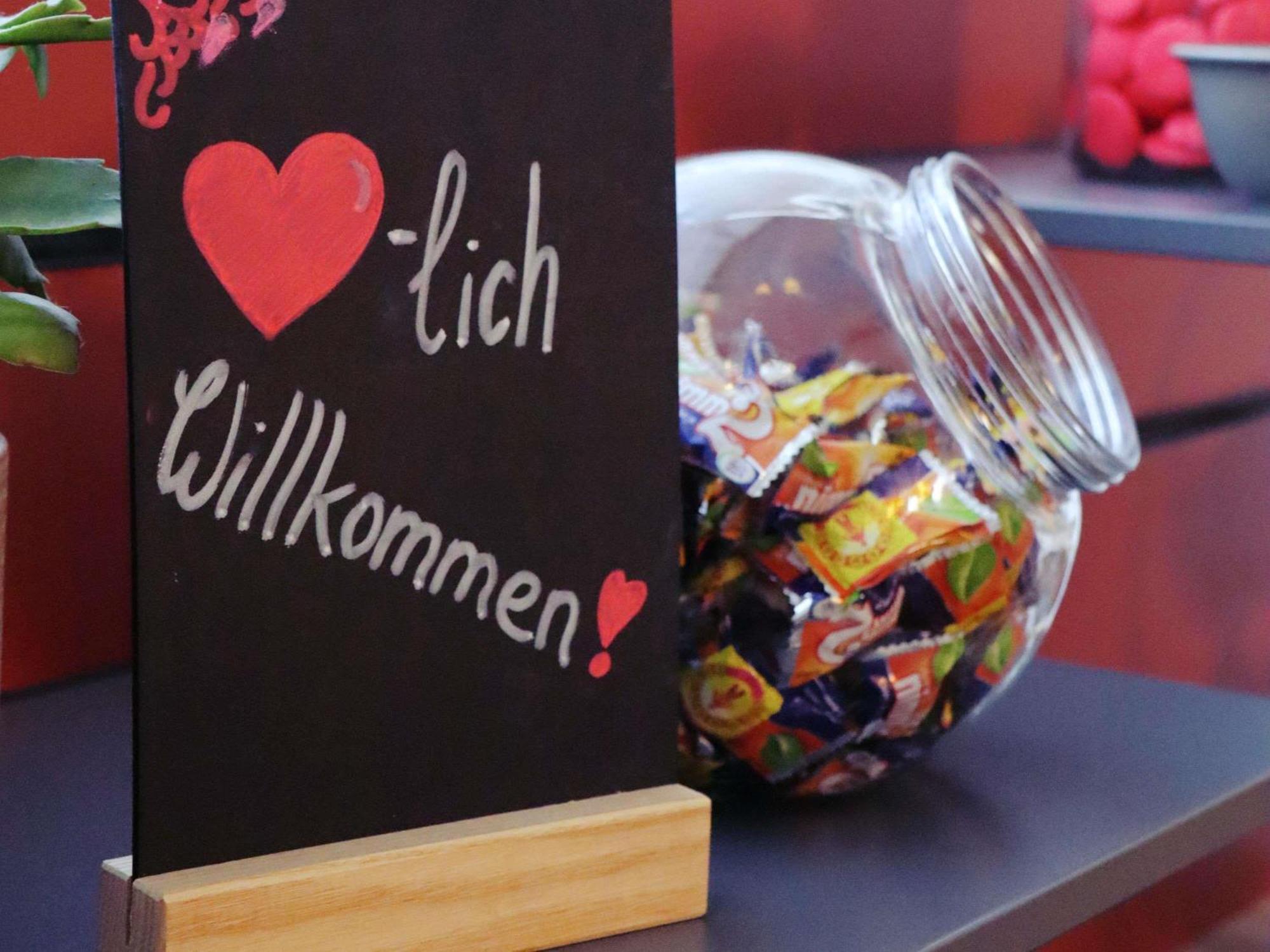 Ibis Hotel 2*