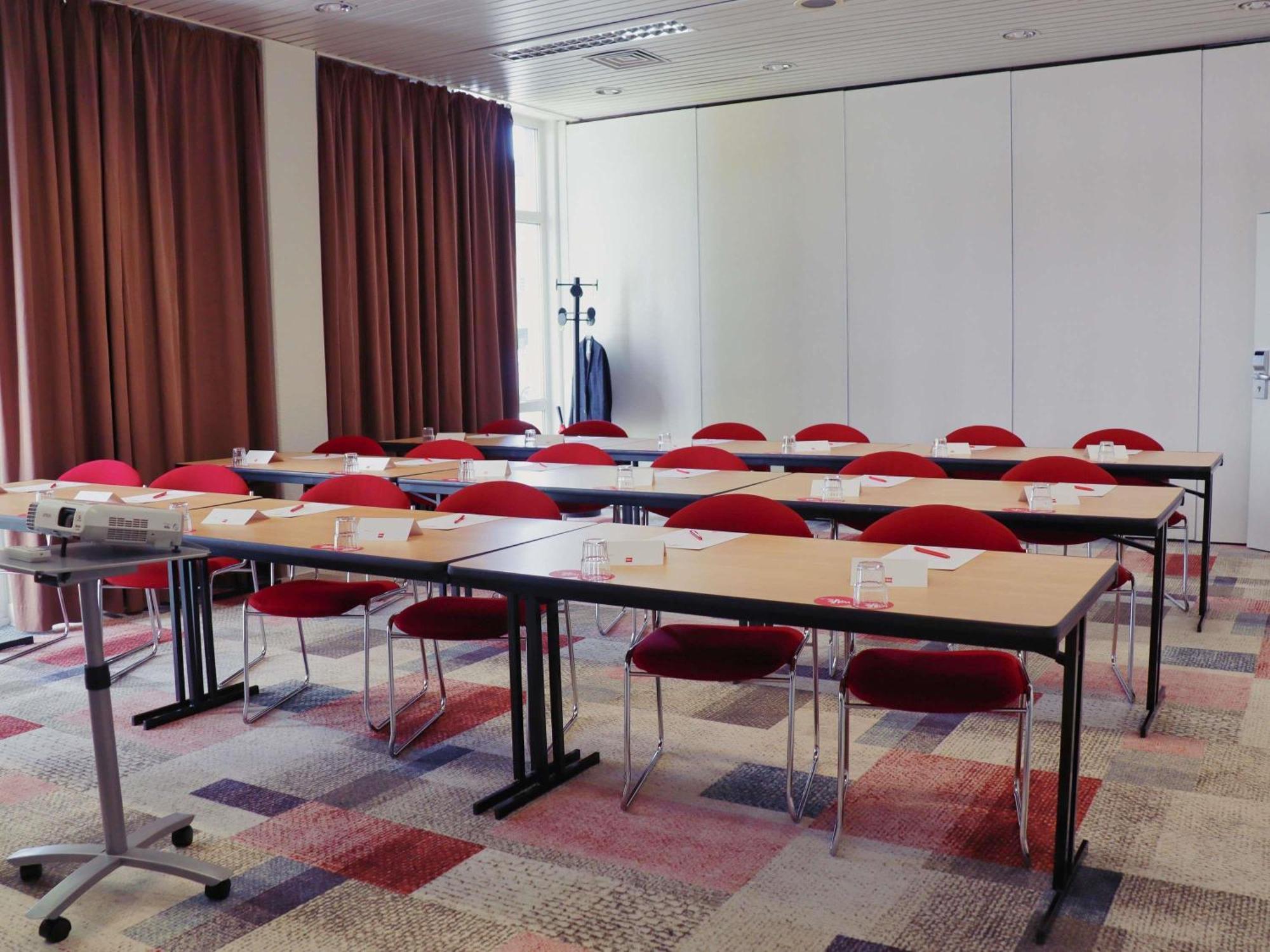 Hotel Ibis 2*